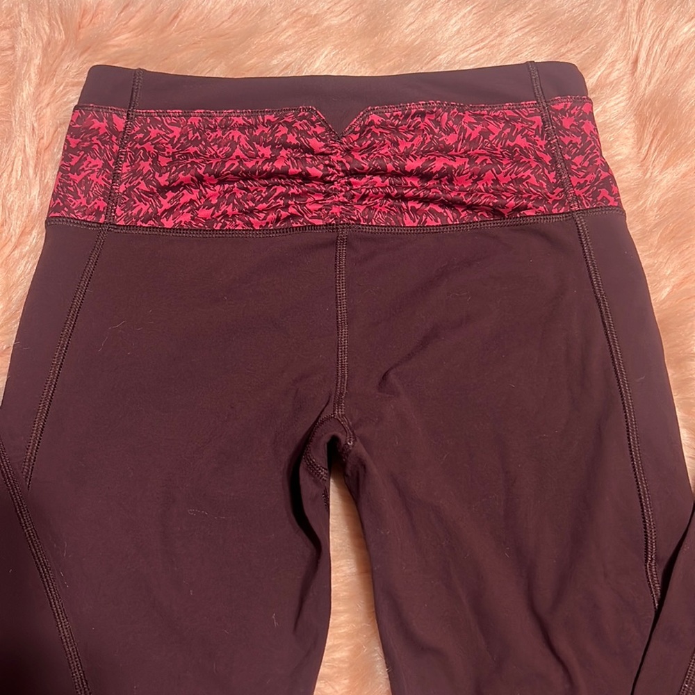 Lululemon Can't Stop Pant II Bordeaux Drama / Mountain Peaks size 4 - Picture 10 of 14